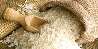 عرضه برنج خارجی بالاتر از نرخ مصوب در سایه سودجویی وارد کنندگان